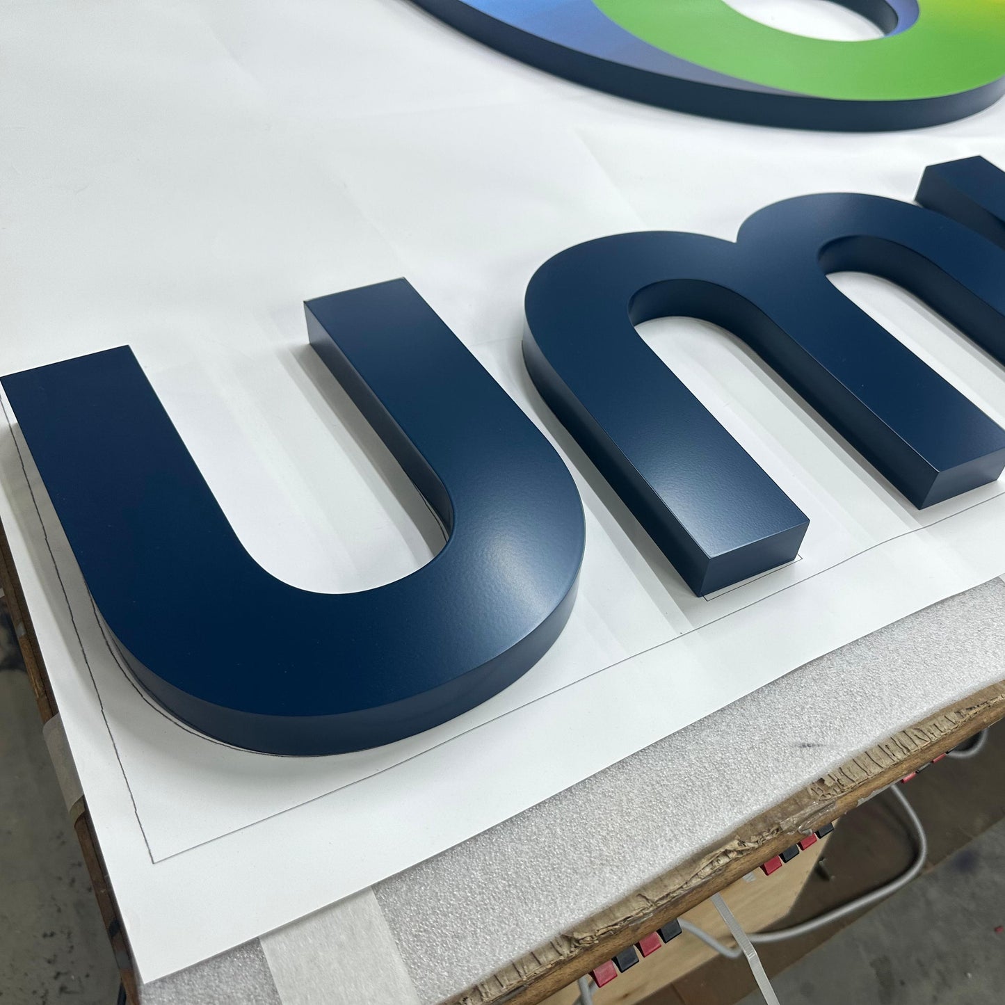 acrylic die cut letter