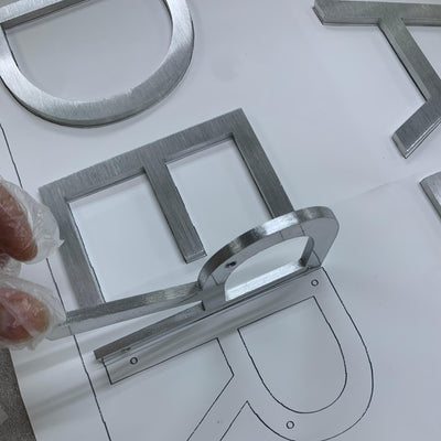 3/16'' die cut aluminum brushed letter