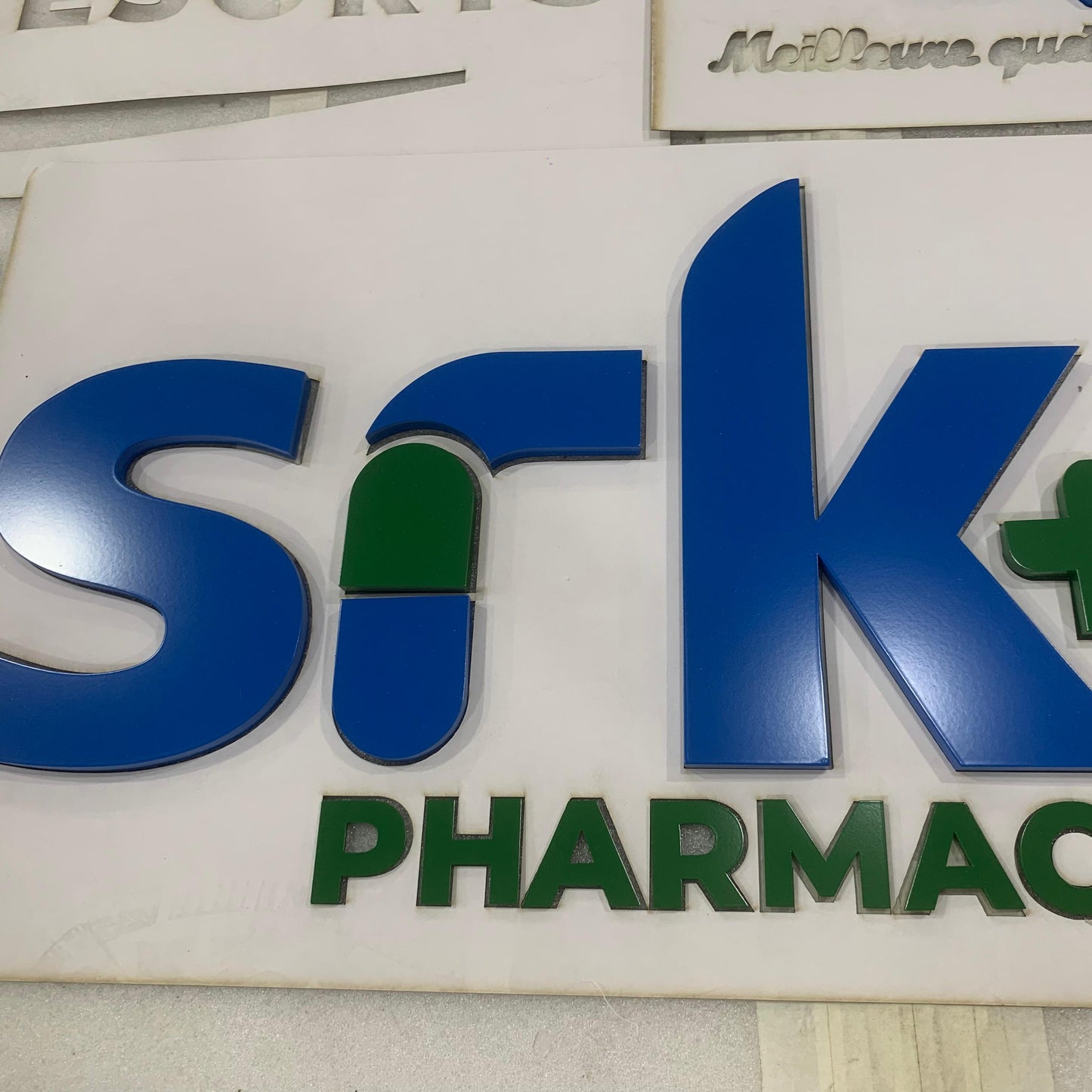 acrylic die cut letter